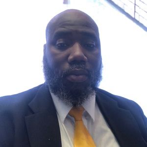 Meet your Posher, Derrick